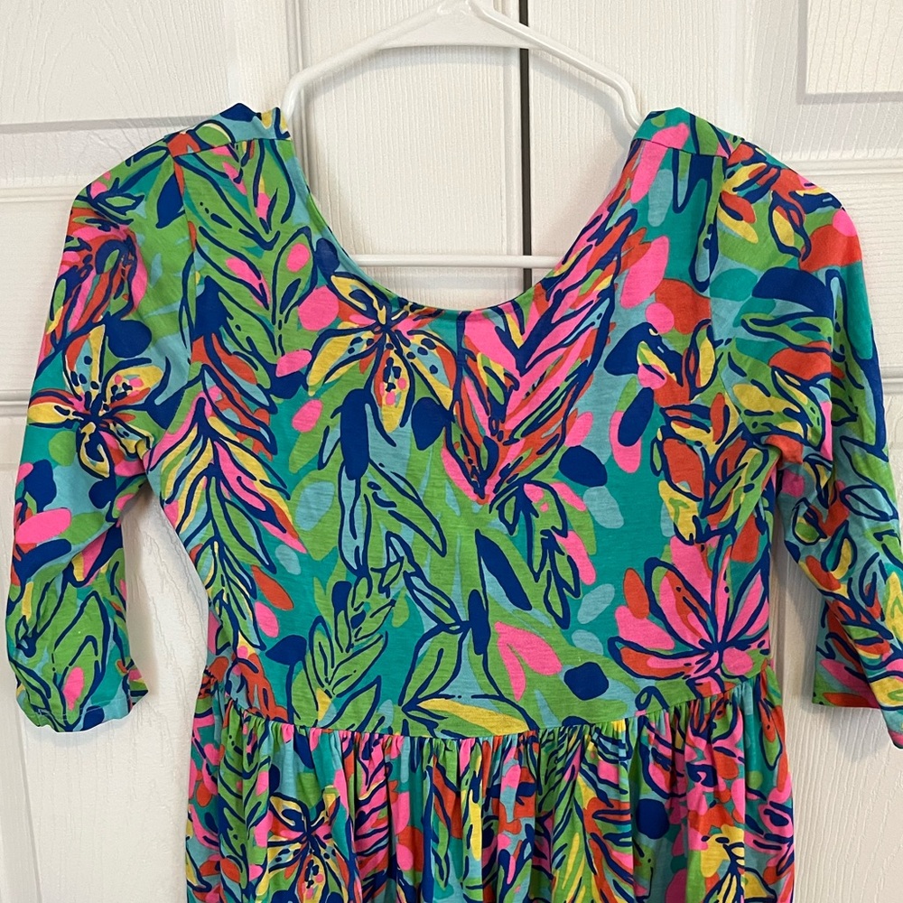 Lilly Pulitzer girls dress casual and beautiful on great for school size XL